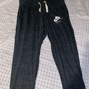 Nike Capri joggers
